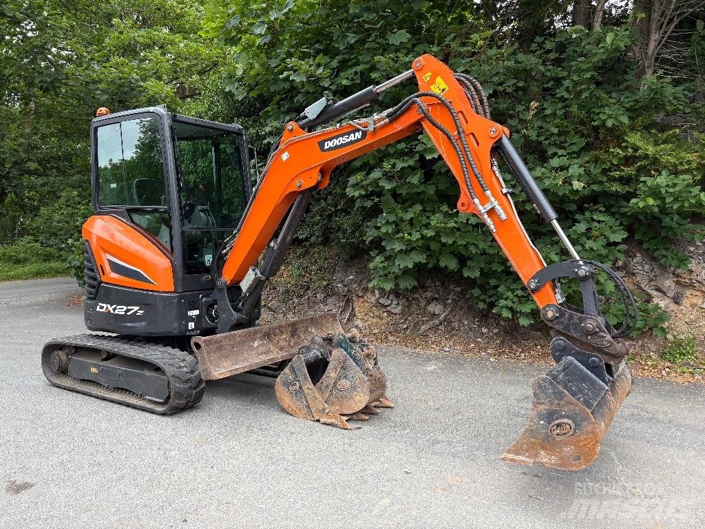 Doosan DX 27 Z Miniescavatori