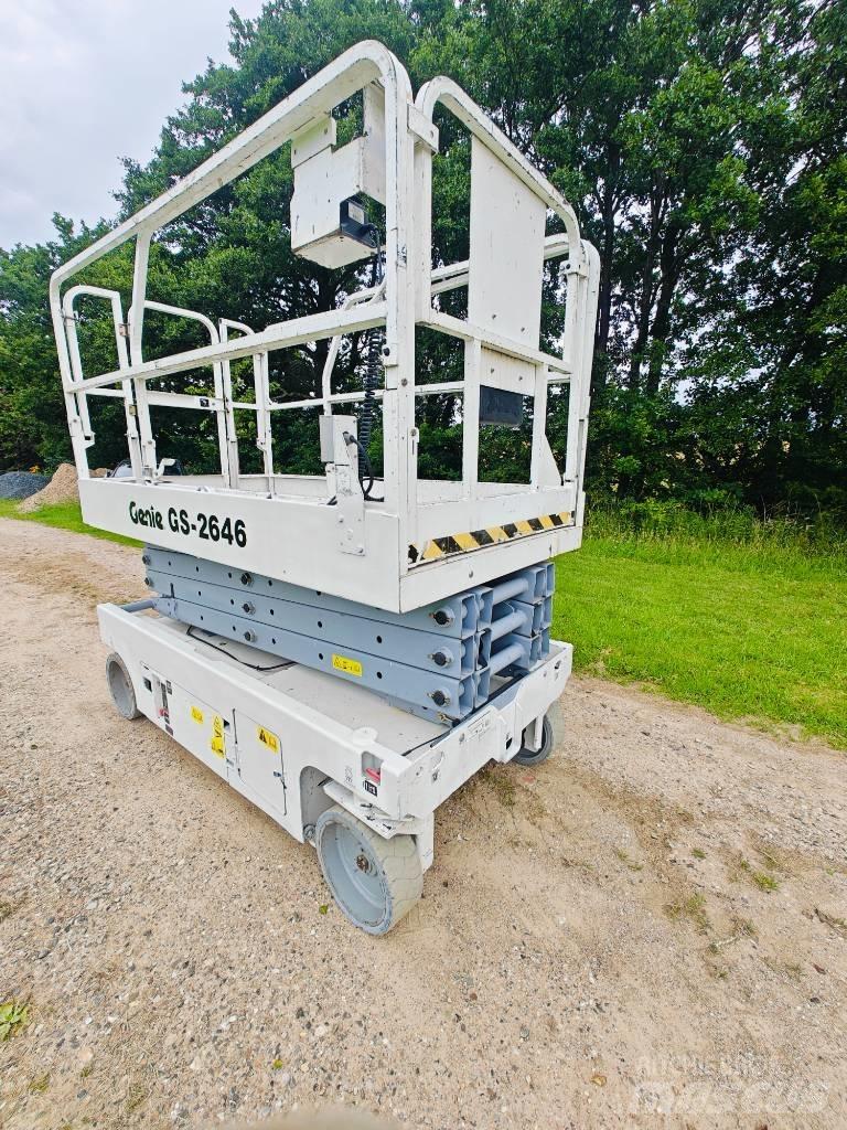 Genie 2646 Piattaforme a pantografo