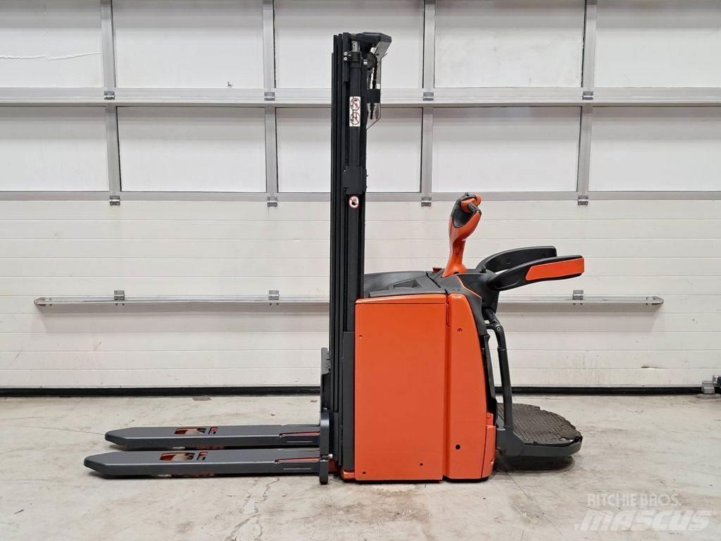 Linde L14 AP Transpallet uomo a terra