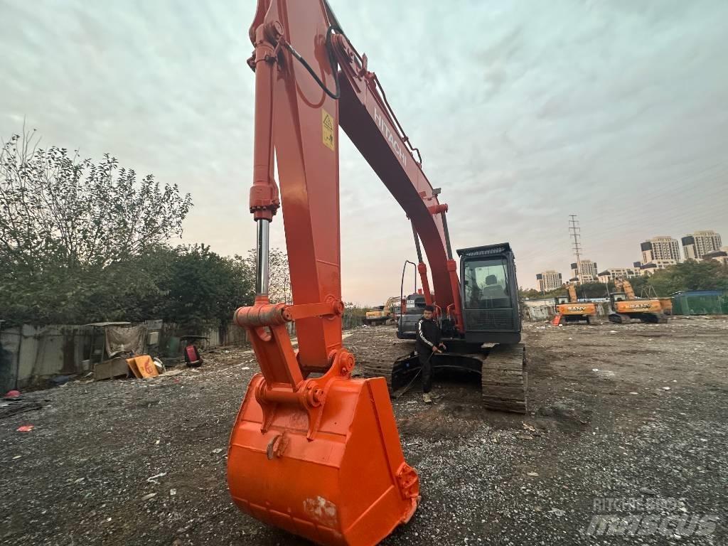 Hitachi ZX 200 Escavatori cingolati