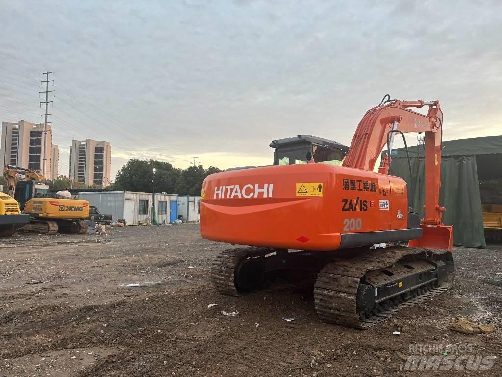 Hitachi ZX 200 Escavatori cingolati