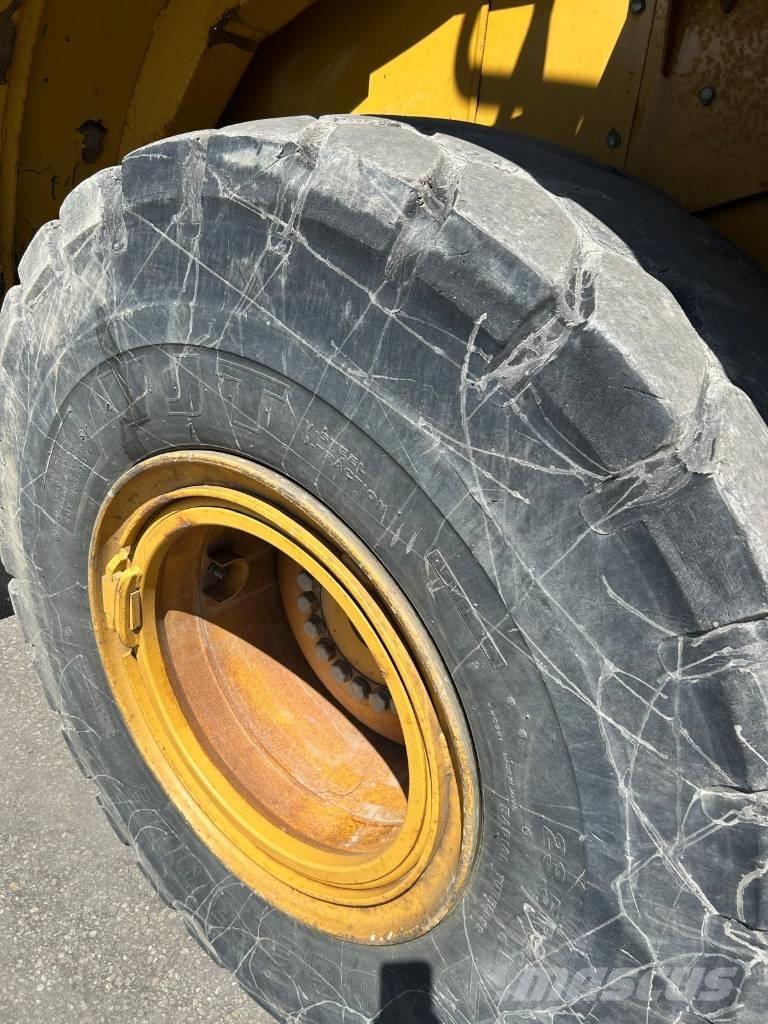 CAT 950 K Pale gommate