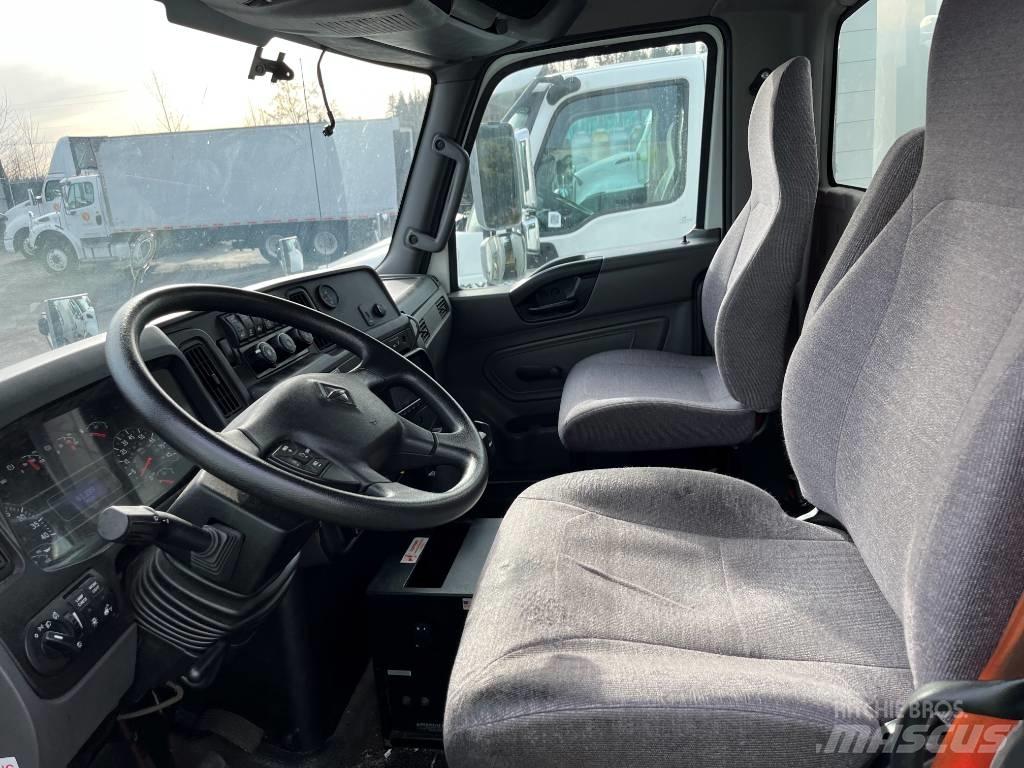 International 607 Camion per la consegna bevande