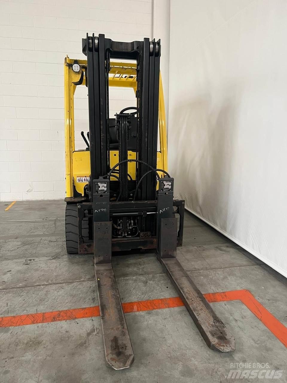 Hyster J3.0XN Carrelli elevatori elettrici