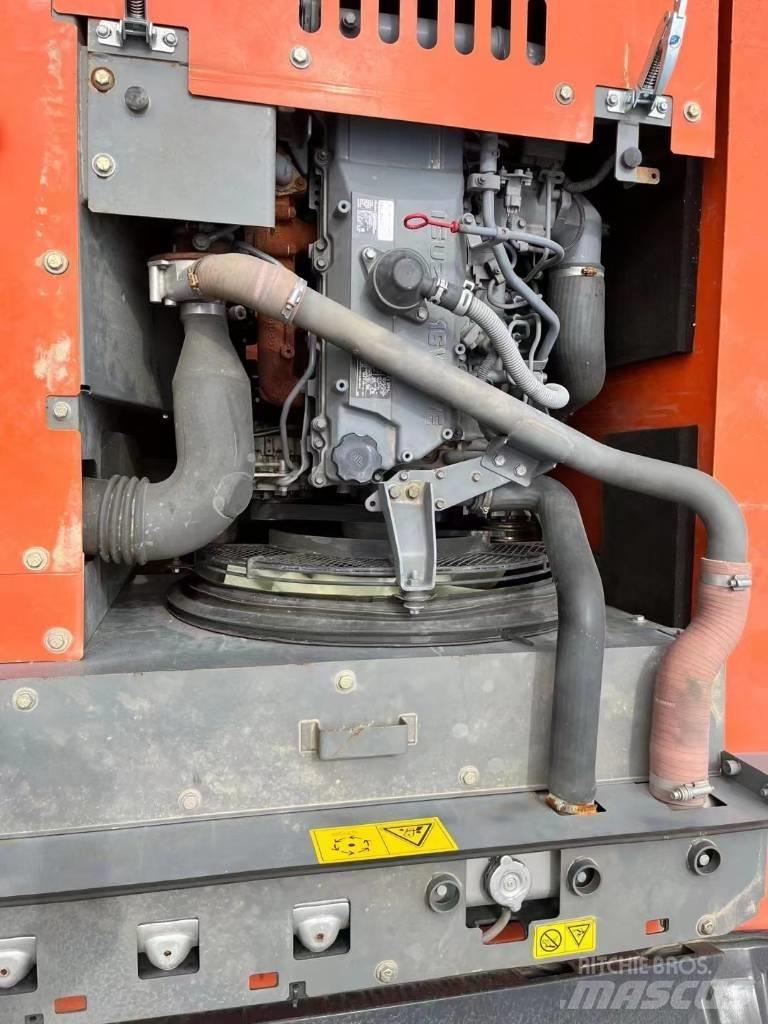 Hitachi ZX 240-3 Escavatori cingolati