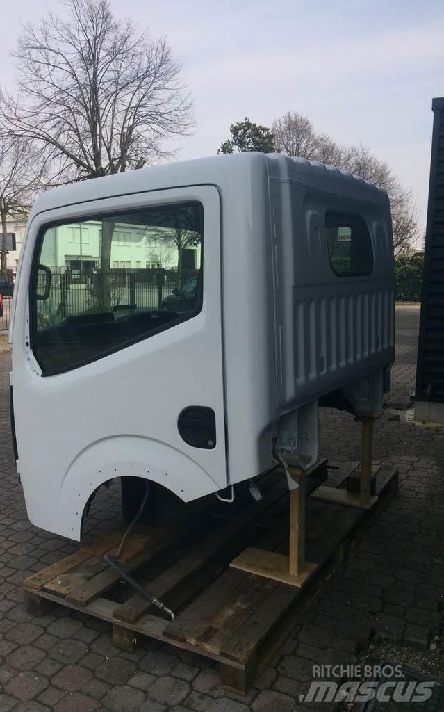 Renault Maxity Cabine e interni