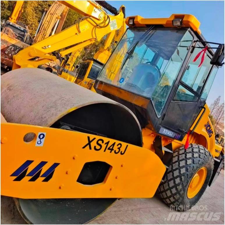 XCMG XS143J Rulli monotamburo