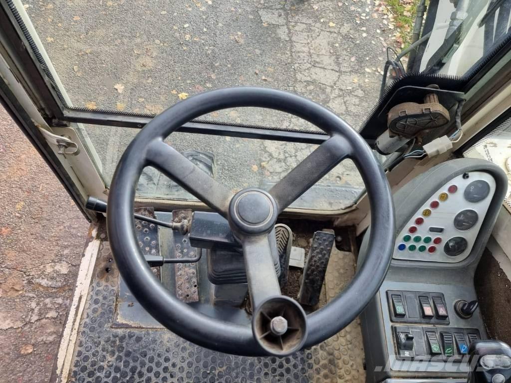 Terex TW 85 Escavatori gommati