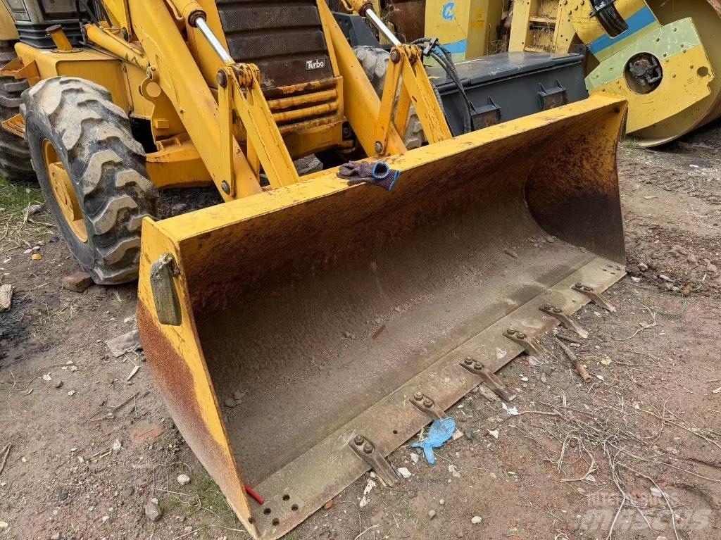 JCB 3 CX Terne