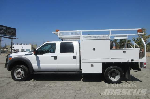 Ford F 550 Camion con sponde ribaltabili
