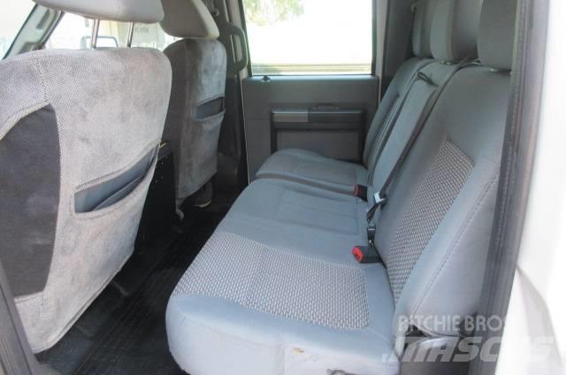 Ford F 550 Camion con sponde ribaltabili