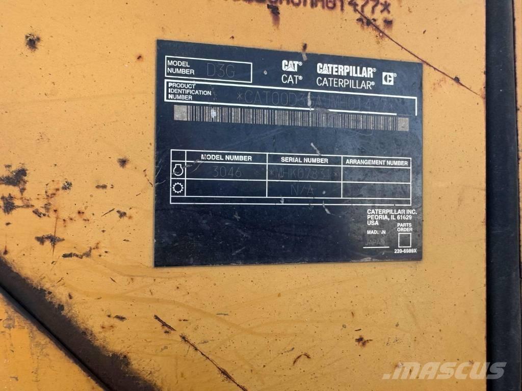 CAT D 3 G Dozer cingolati