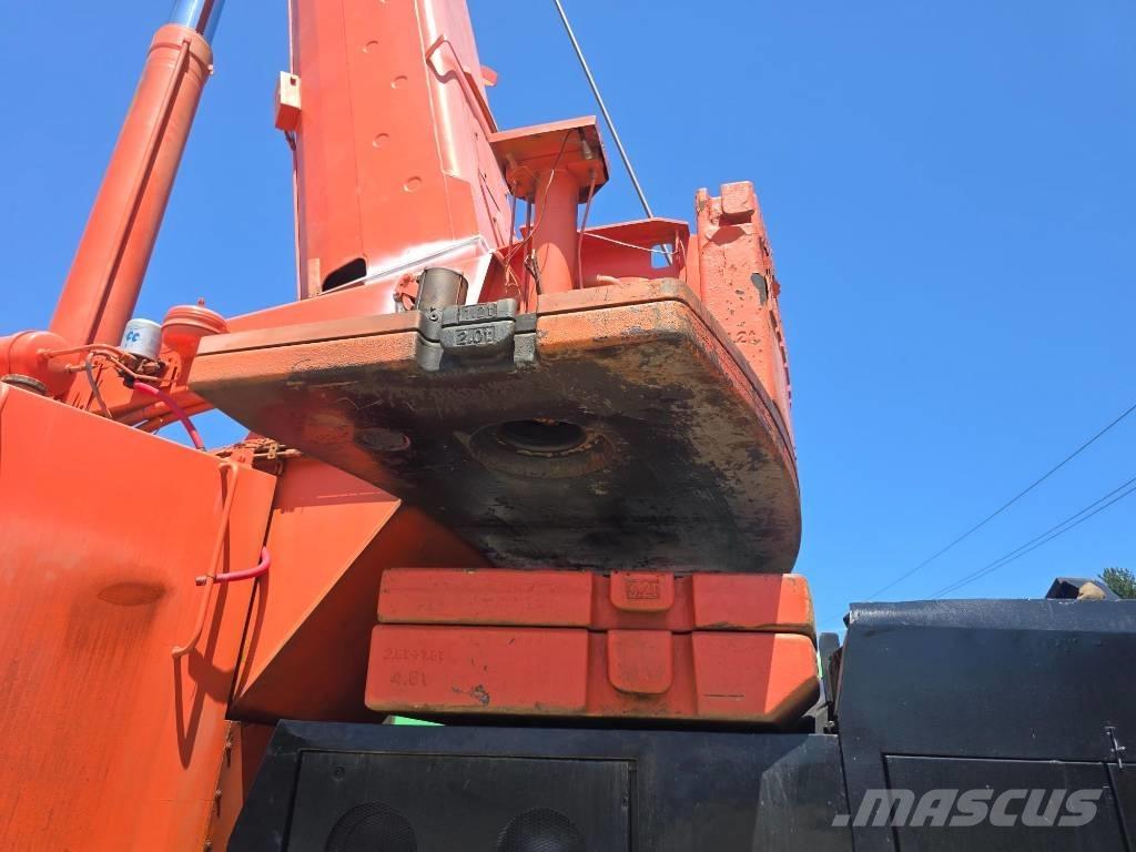 Liebherr LTM 1090-2 Gru per tutti i terreni