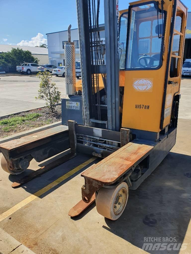 Combilift C3000 Carico laterale
