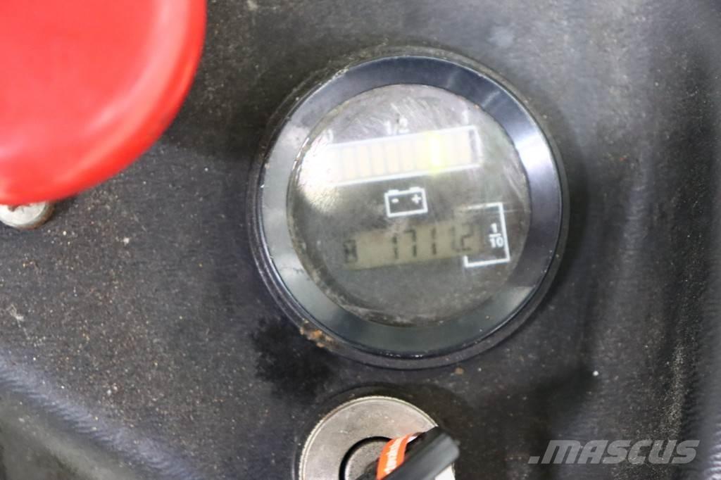 Hyster S1.0 AC Transpallet uomo a terra