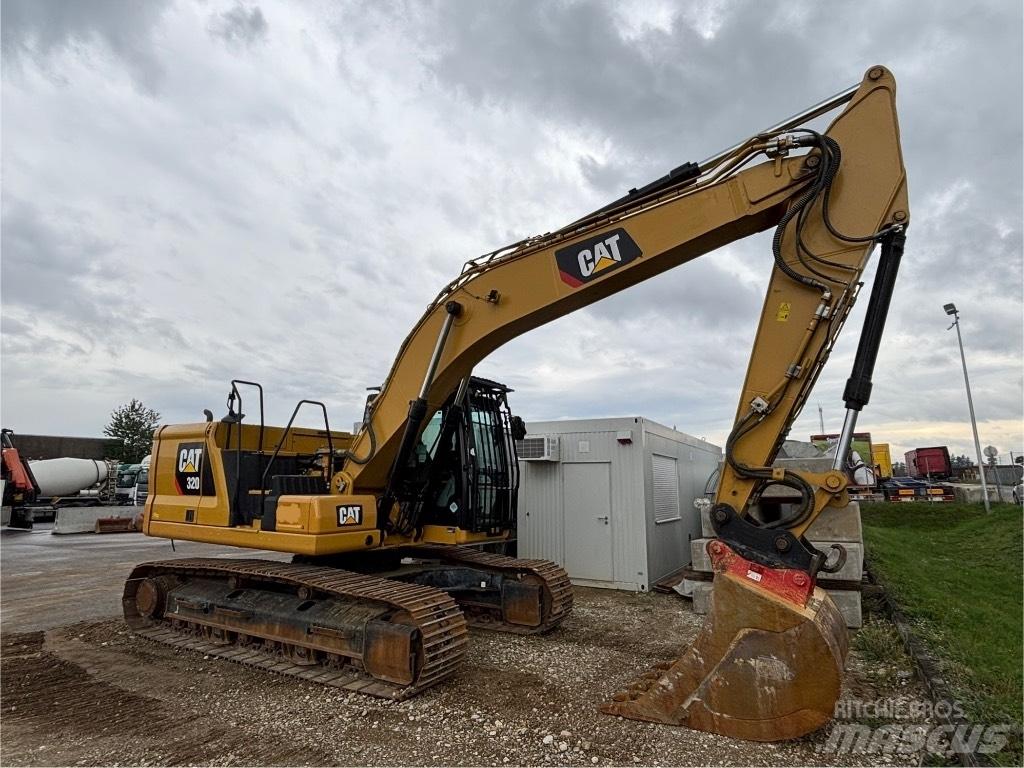 CAT 320 Escavatori cingolati