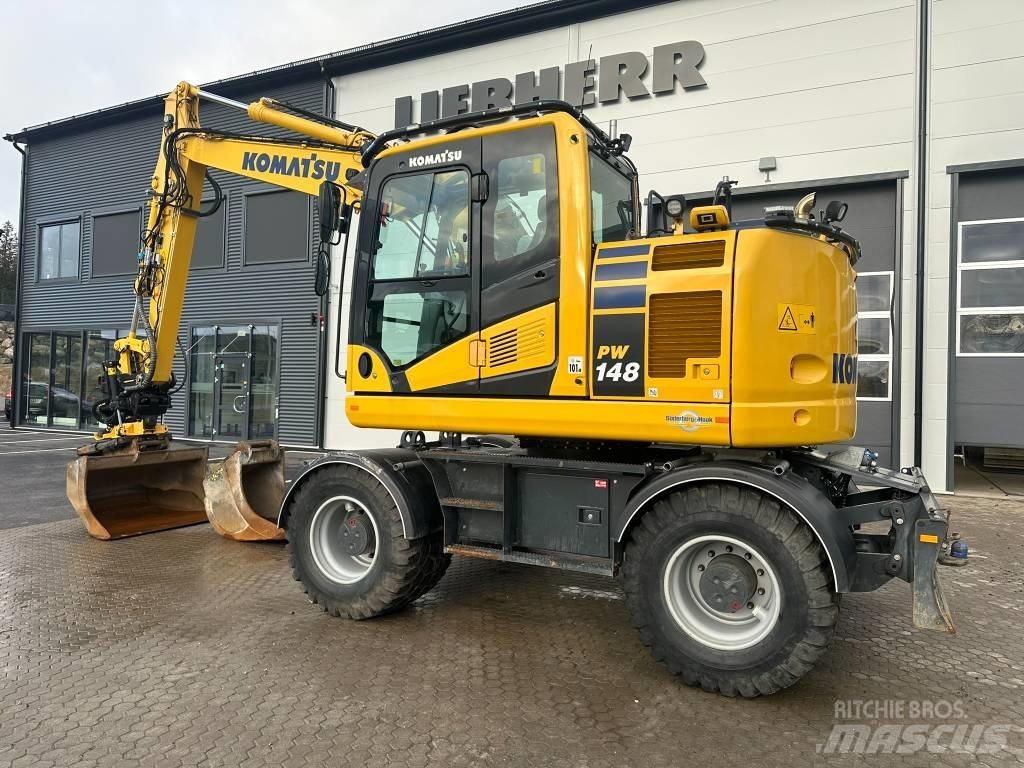 Komatsu PW 148-11 Escavatori gommati