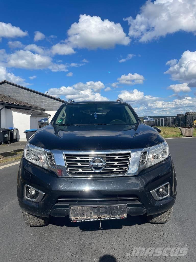 Nissan Navara Pick up/Fiancata ribaltabile
