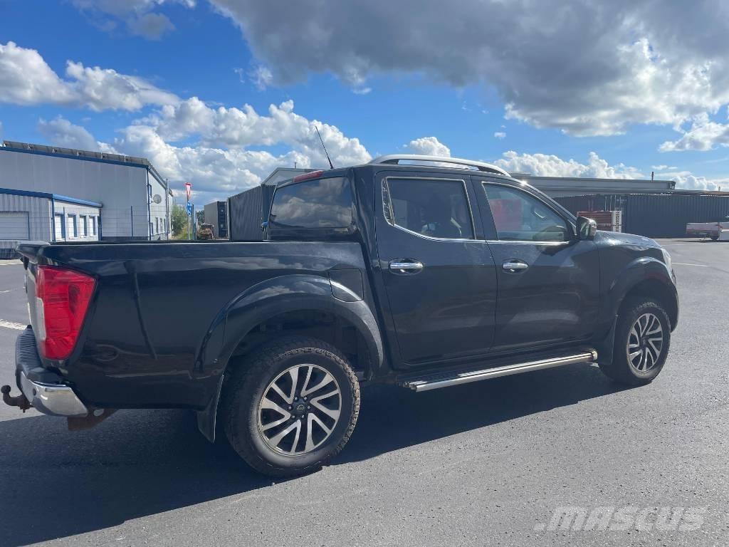 Nissan Navara Pick up/Fiancata ribaltabile