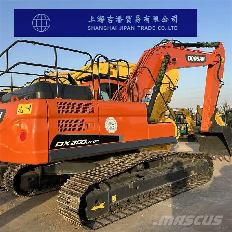 Doosan DX 300 Escavatori cingolati