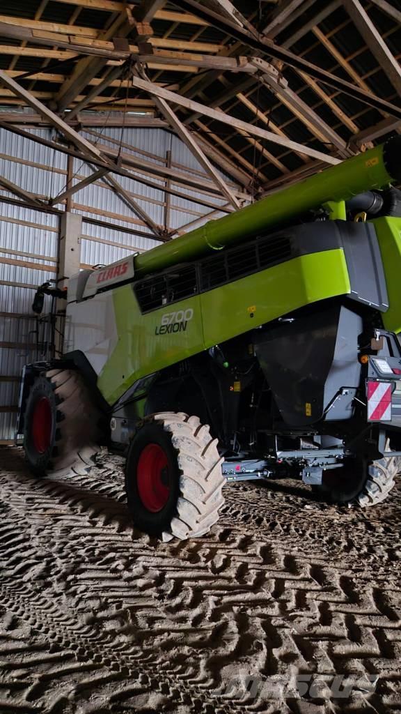 CLAAS Lexion 6700 Mietitrebbiatrici