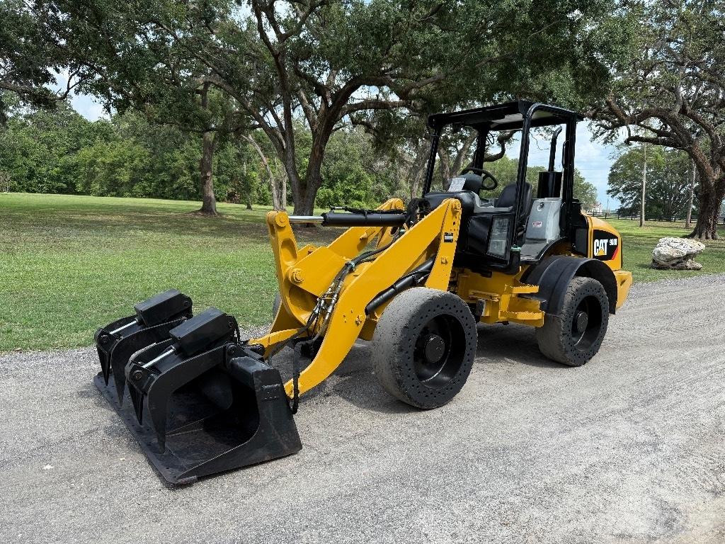 CAT 908 H Pale gommate
