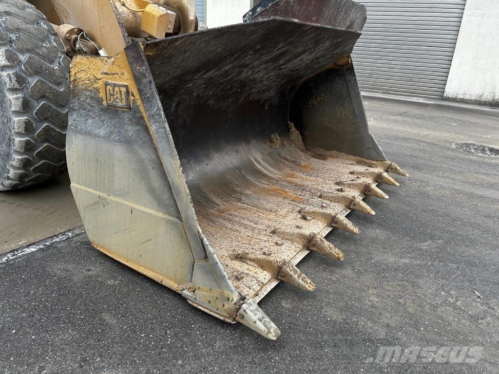 CAT CAT 950H Pale gommate