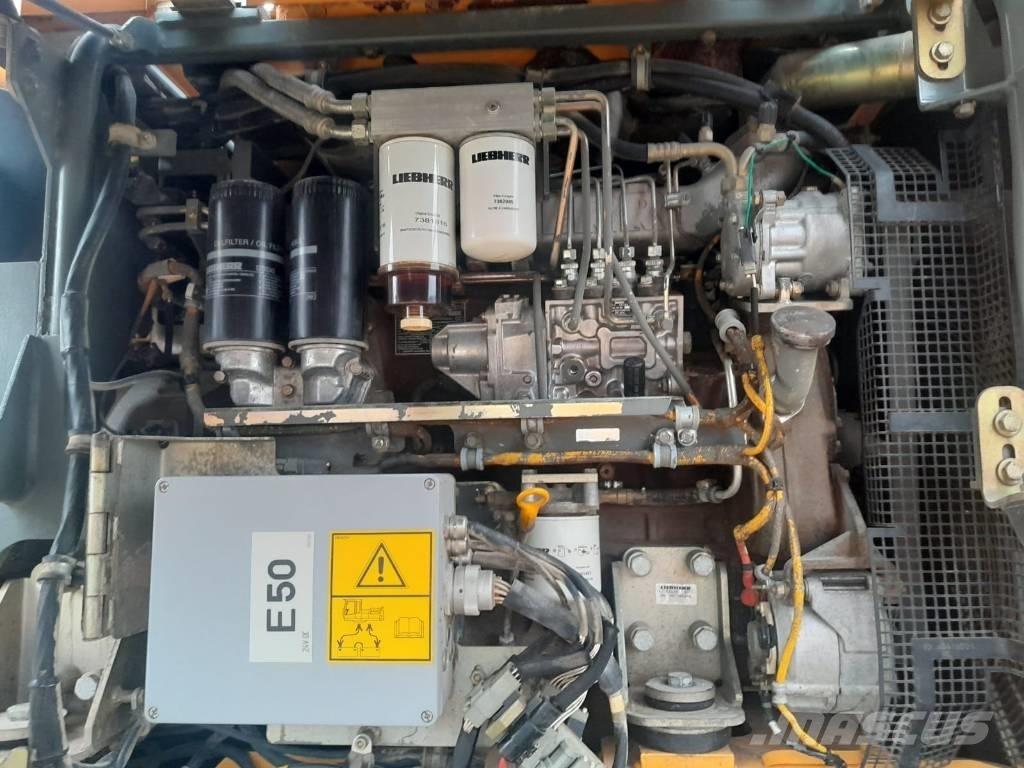 Liebherr R 924 Escavatori cingolati