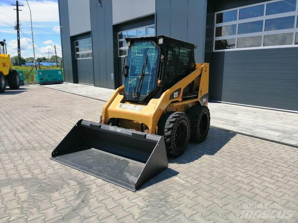 CAT 226 B 3 Mini Pale Gommate