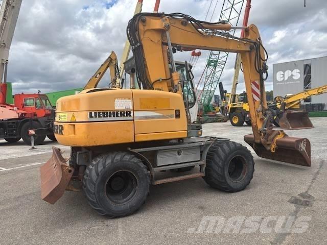 Liebherr A 314 Escavatori gommati