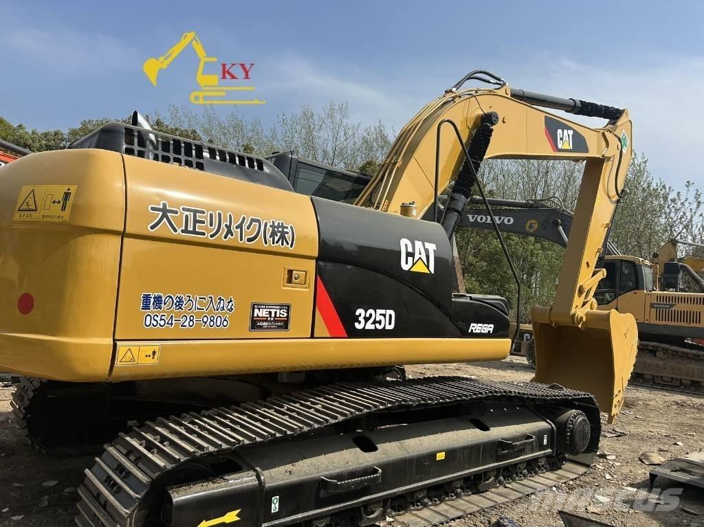 CAT 325 Escavatori cingolati