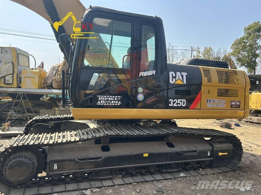 CAT 325 Escavatori cingolati