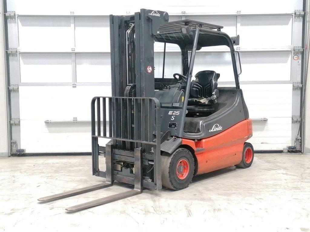 Linde E25-03 Carrelli elevatori elettrici