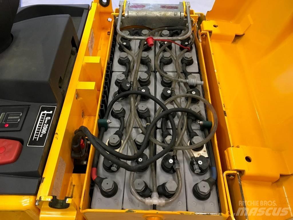 Jungheinrich ERE 120 Carrelli elevatori bassi a piattaforma