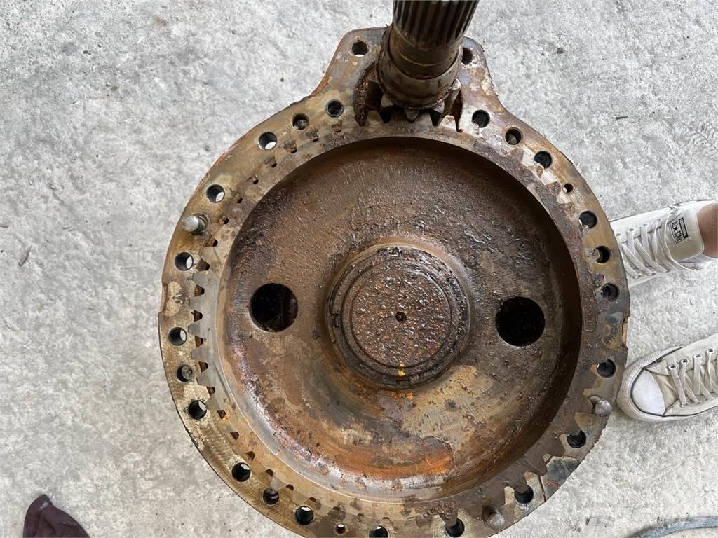 Timberjack 810B Abbattitrici, Disboscatrici