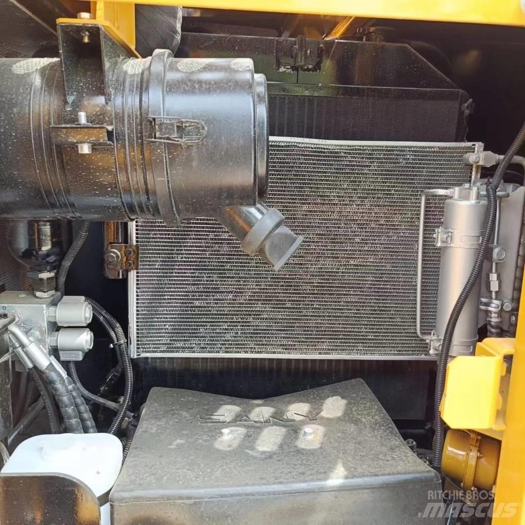 Sany SY 75 Escavatori cingolati
