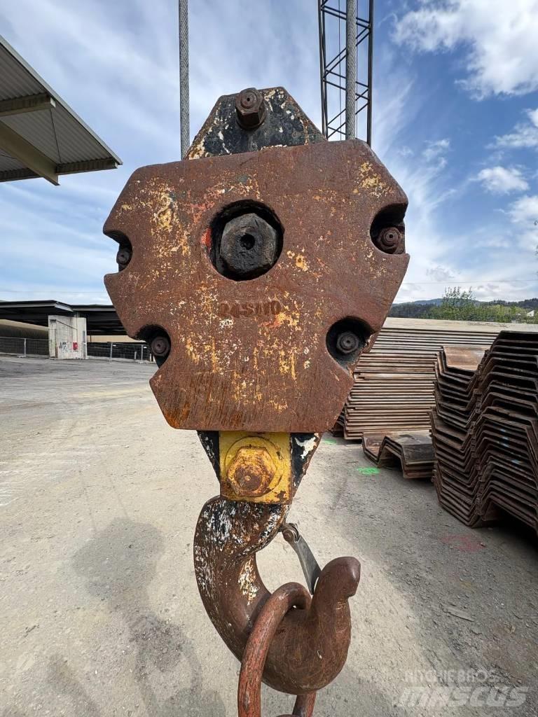 Hitachi KH 180-3 Gru cingolate