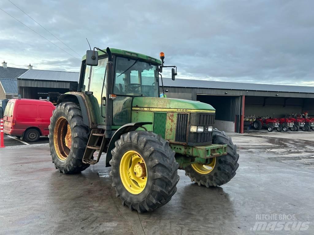 John Deere 6600 Trattori