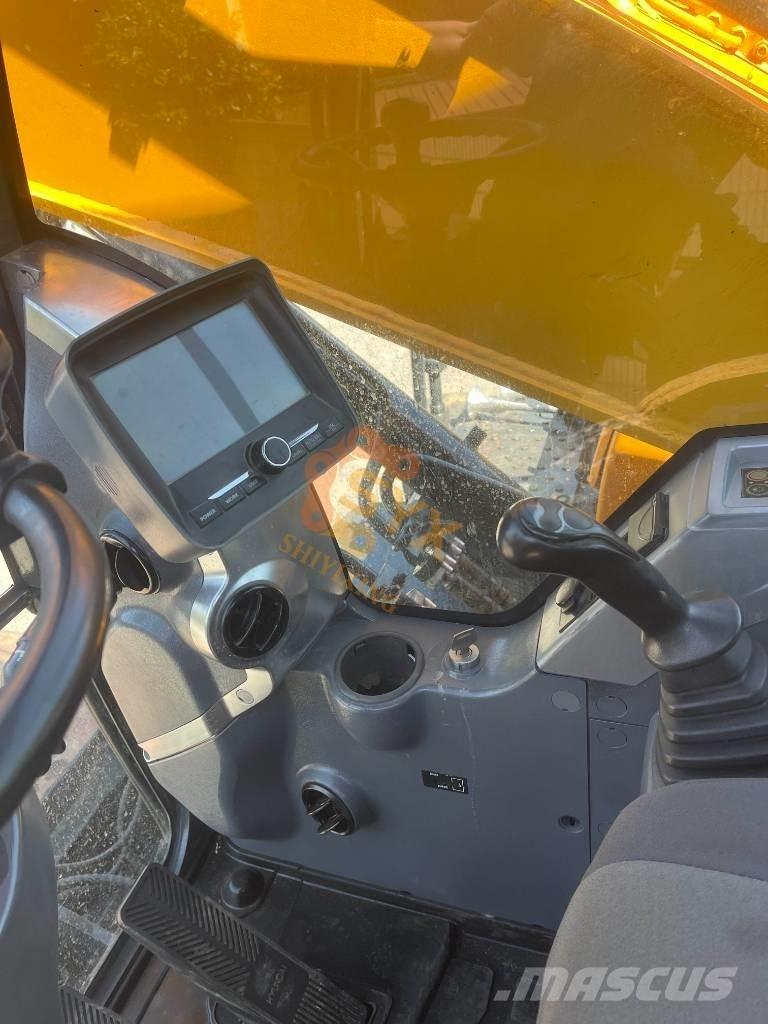 Hyundai R210W Escavatori gommati