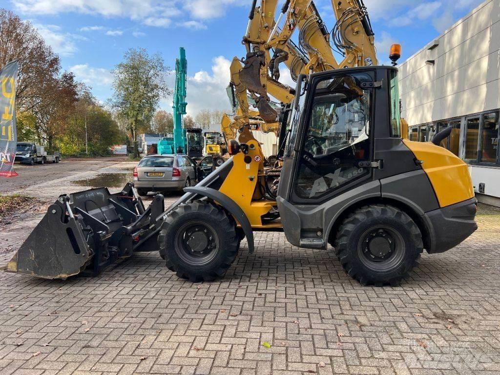 Mecalac AX850 Pale gommate