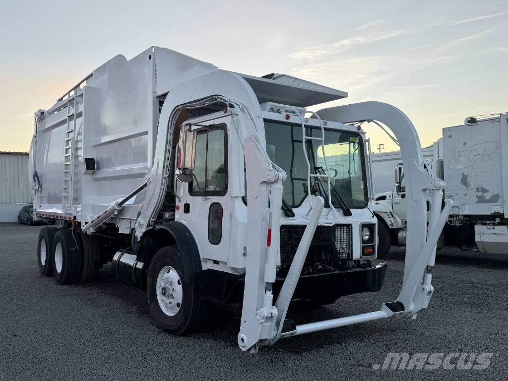 Mack MR Camion dei rifiuti
