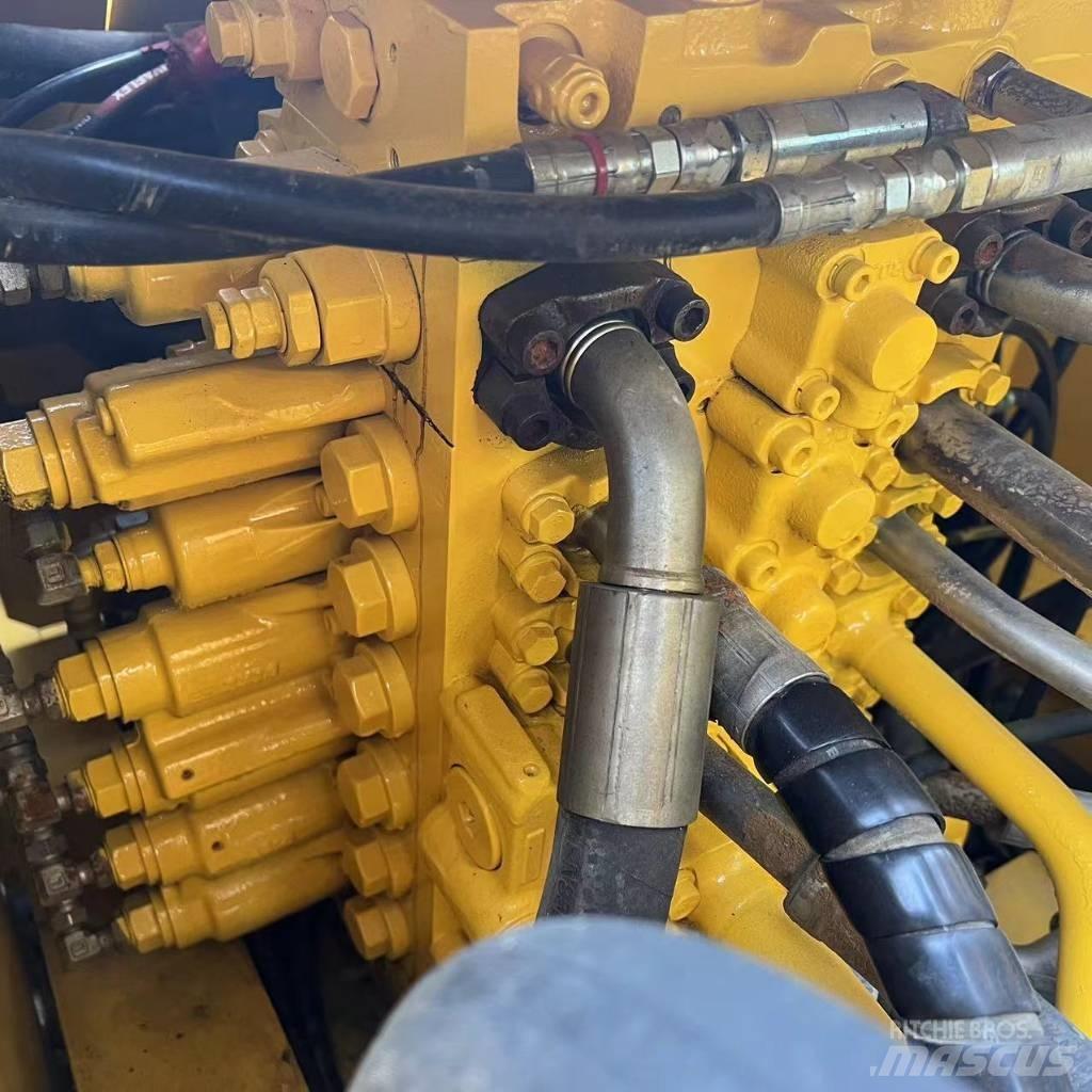 Komatsu PC 240 Escavatori cingolati