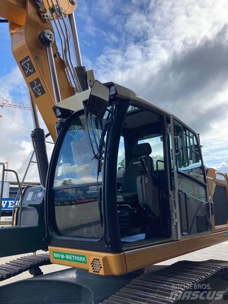 Liebherr R 922 Escavatori cingolati