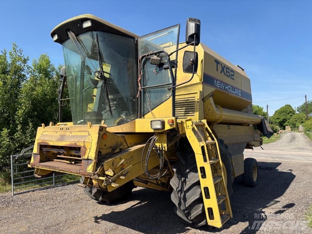 New Holland TX 62 Mietitrebbiatrici