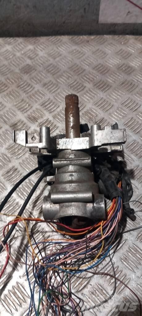 Scania R 420    1421785 Cabine e interni