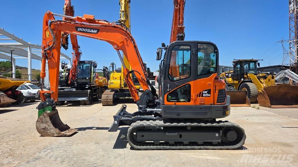Doosan DX 85 Escavatori medi 7t - 12t