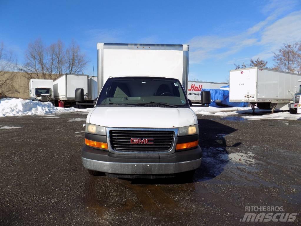GMC Savana Camion cassonati
