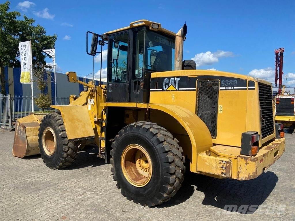 CAT 938G II NVT Pale gommate
