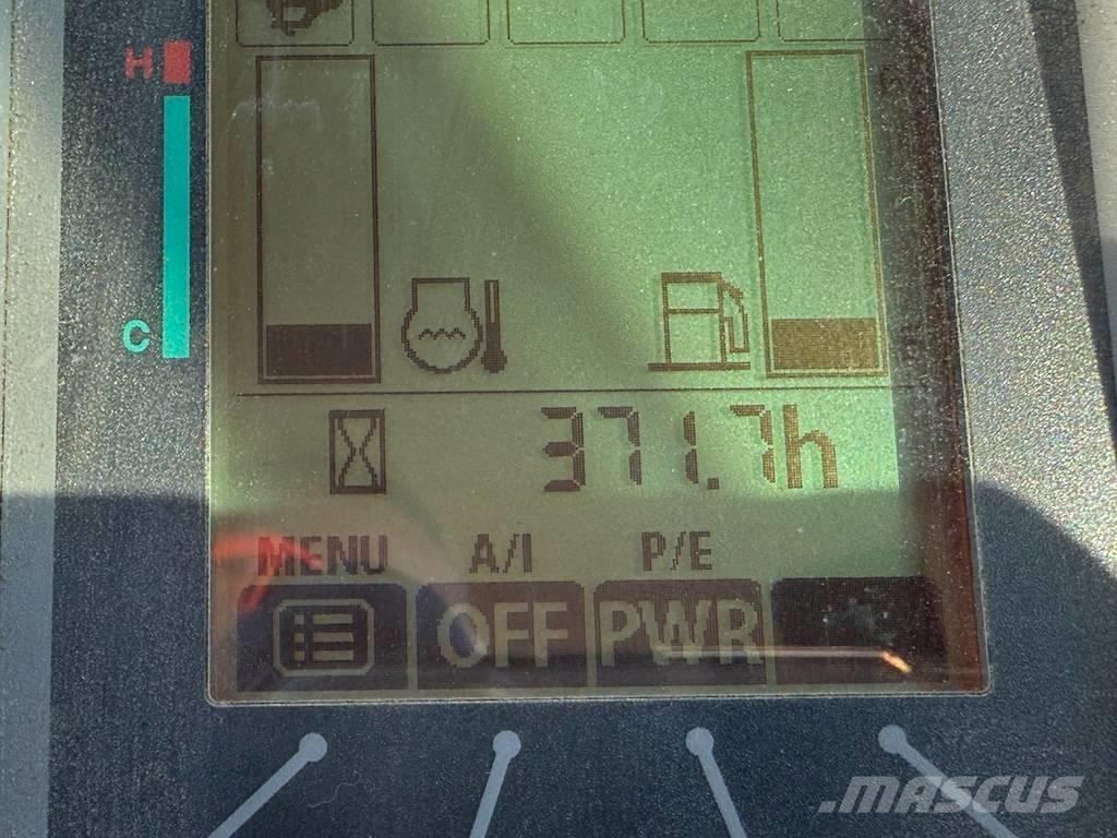 John Deere 30G Miniescavatori