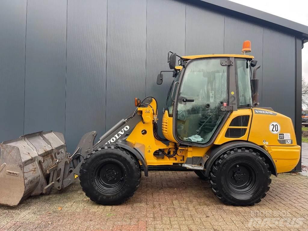 Volvo L25f Pale gommate